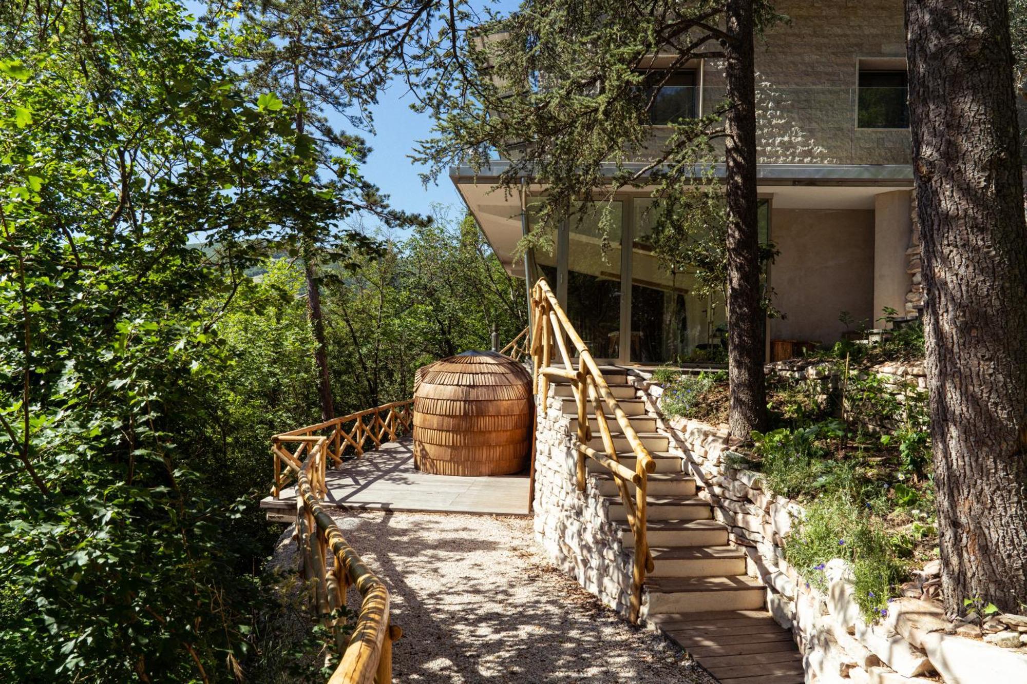 La Forestale Luxury Ecolodge Piano Terra- Appt Acqualagna Exterior photo